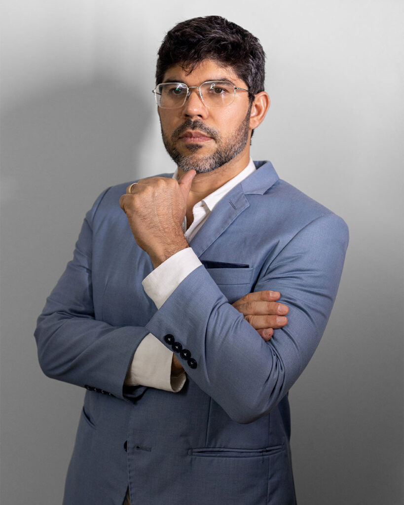 Dr Saliciano Lima