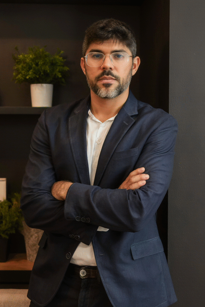 Dr Saliciano Lima